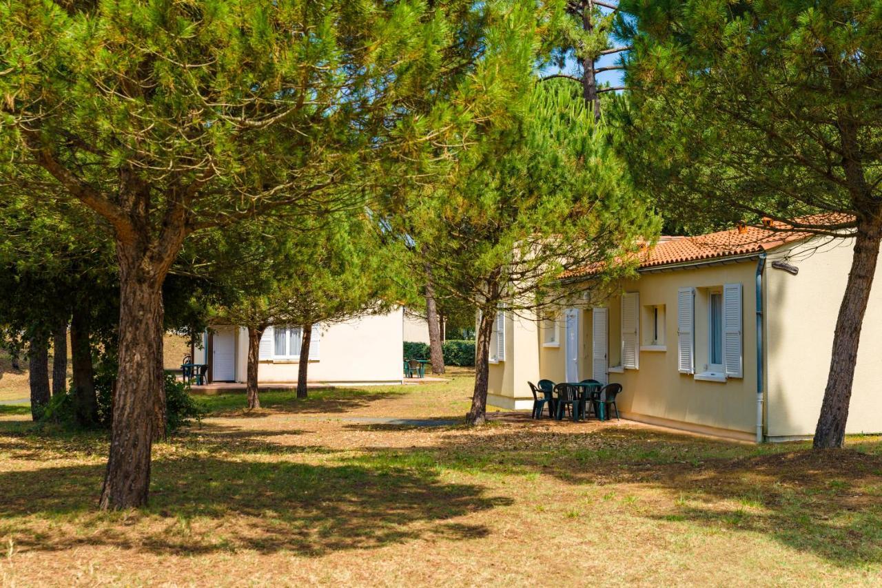 Готель Azureva Ile D'Oleron Grand-Village-Plage Екстер'єр фото