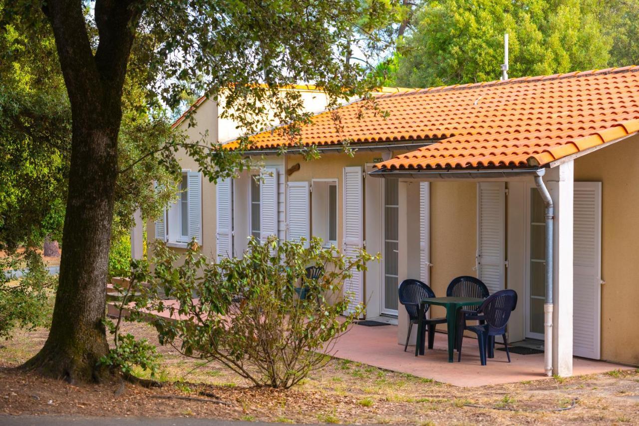 Готель Azureva Ile D'Oleron Grand-Village-Plage Екстер'єр фото